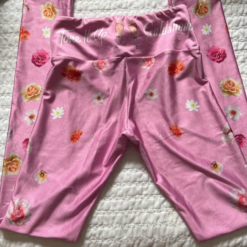 Goldsheep, Tone It Up Leggings